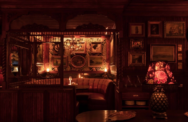 Armitage Alehouse interior