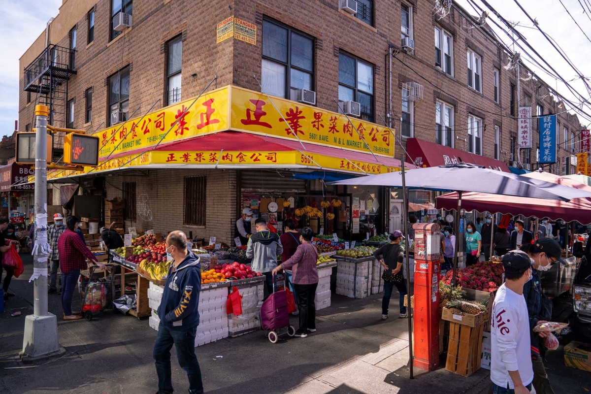 The Ultimate Guide to Brooklyn's Chinatown, According to Stephanie Shih