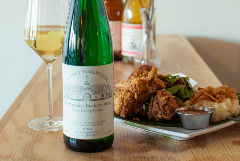 Pichetrungsi’s fried chicken with a Saar Valley riesling. // Courtesy Anajak Thai