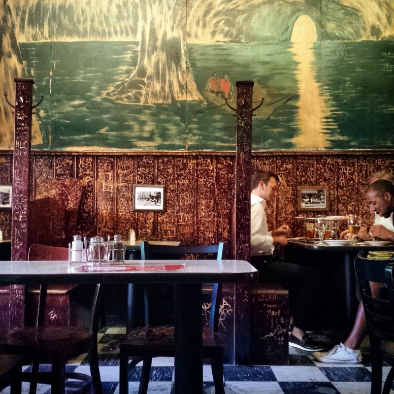 A pair of diners at John's of Bleecker Street