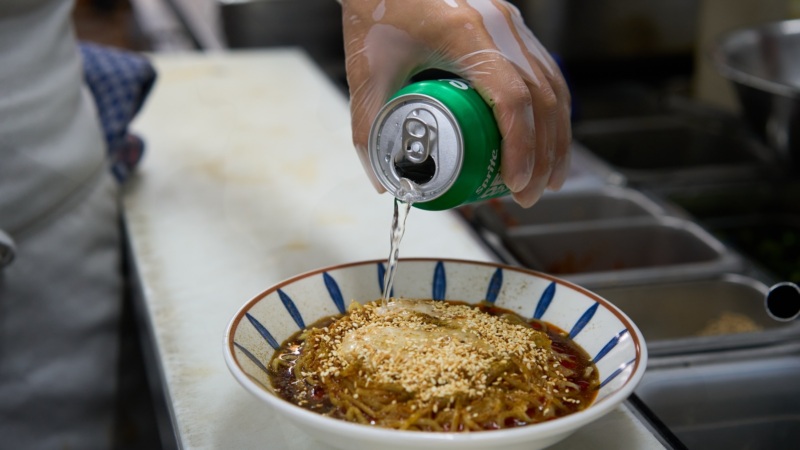 Jacky's spicy Sprite noodles