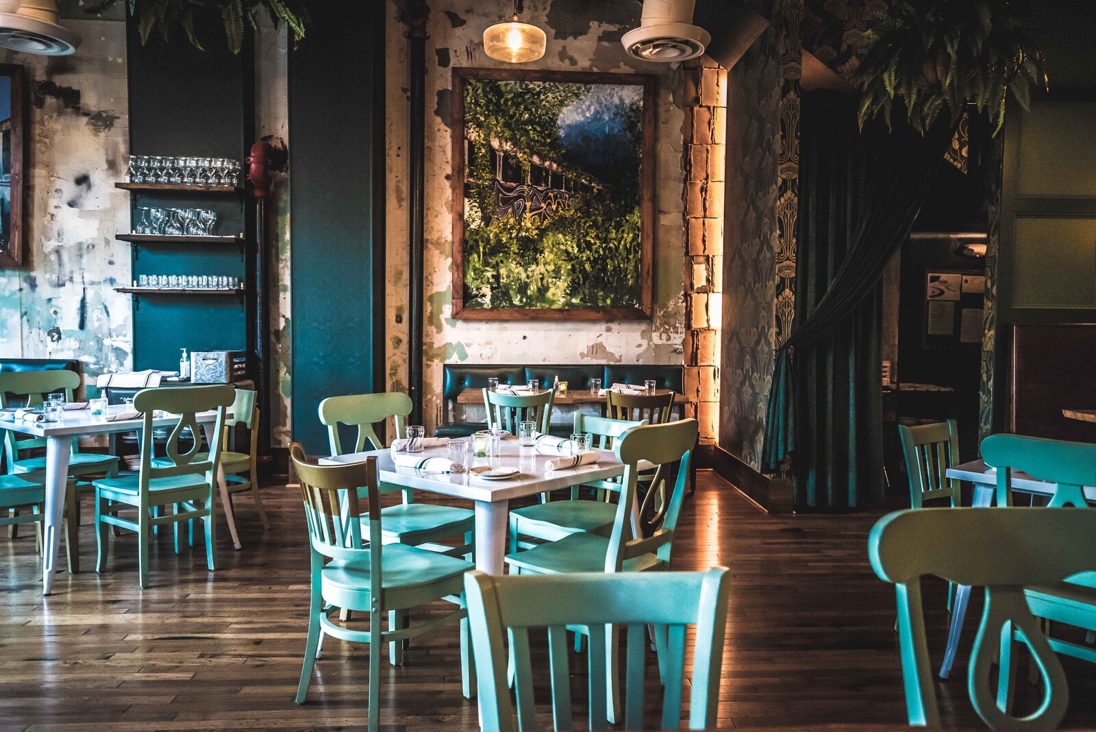 Pennyroyal Station dining room